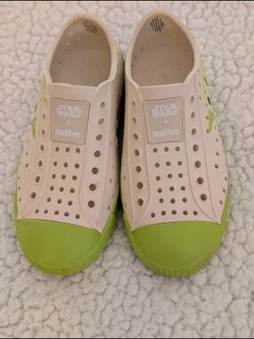 Great Condition: Star Wars (Mandalorian Grogu Baby Yoda) x Native Jefferson